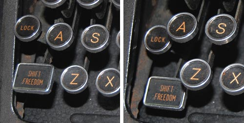 дедушка современного caps-lock требовал работы с двумя кнопками для включения режима