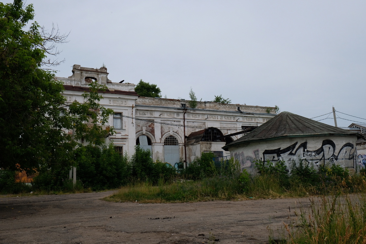 А когда-то это было очень красивое здание