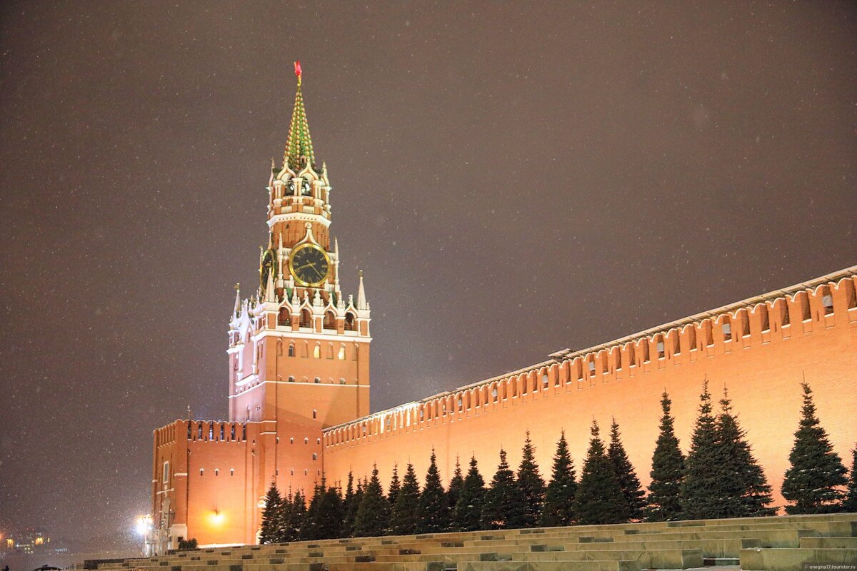 Спасская башня Московского Кремля