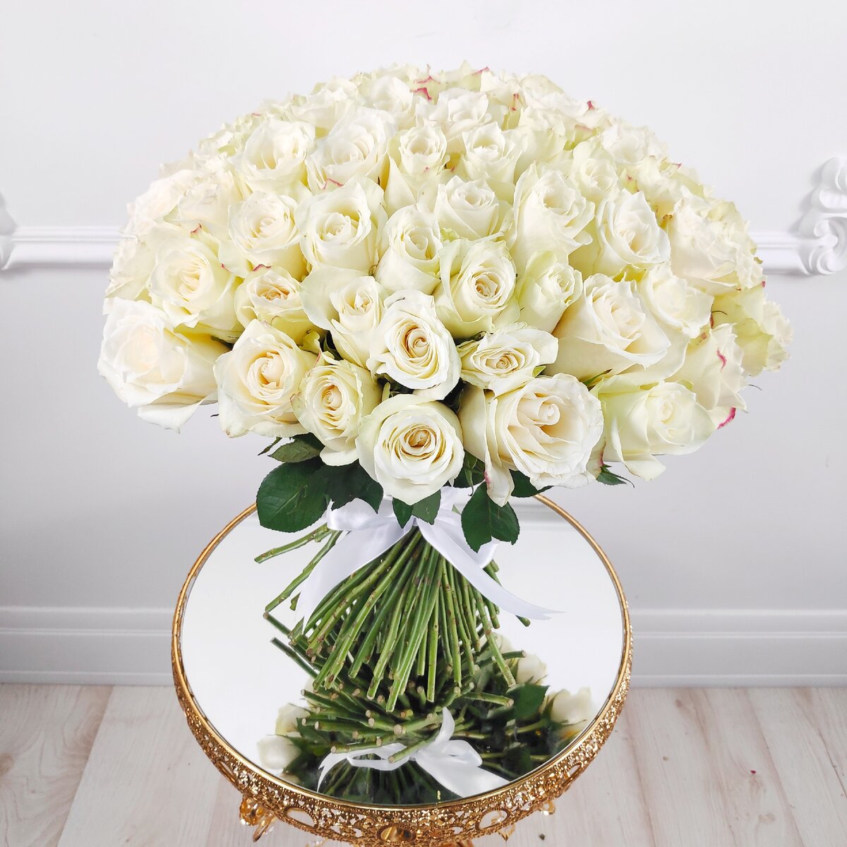 Букет из 101 белой розы Premium