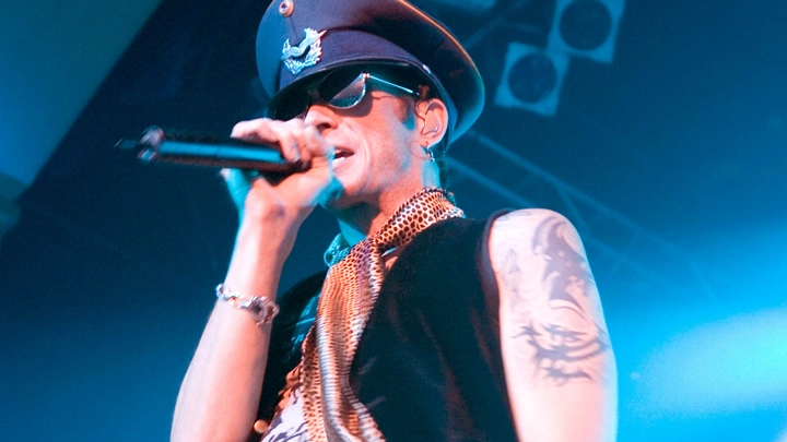 Скотт Вэйланд на концерте Velvet Revolver