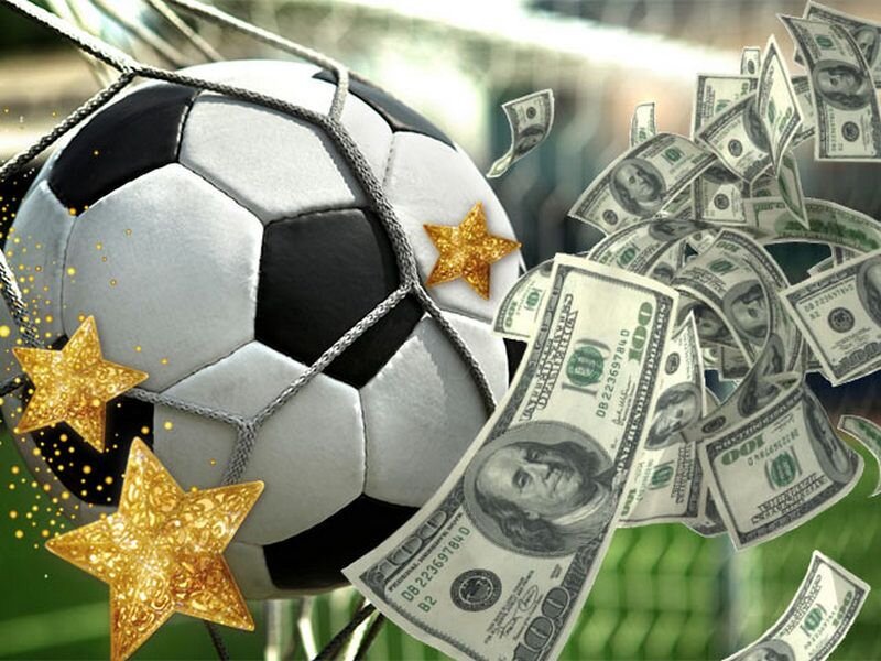 Футбол и деньги давно стали синонимами. Фото bookmaker-ratings.ru.