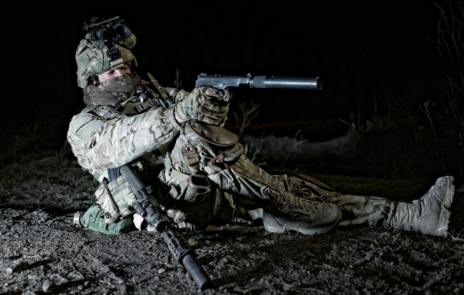 С АПС с глушителем