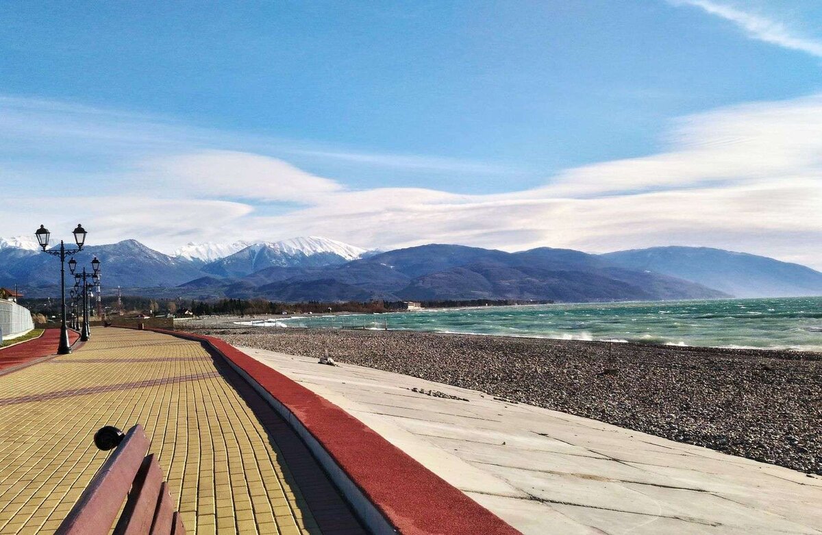 Имеретинская набережная 
взято с сайта bron-top.ru