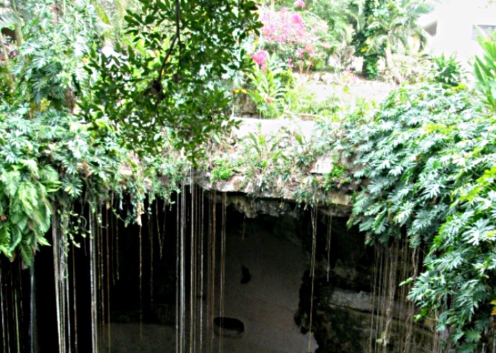 Сенот в Мексике