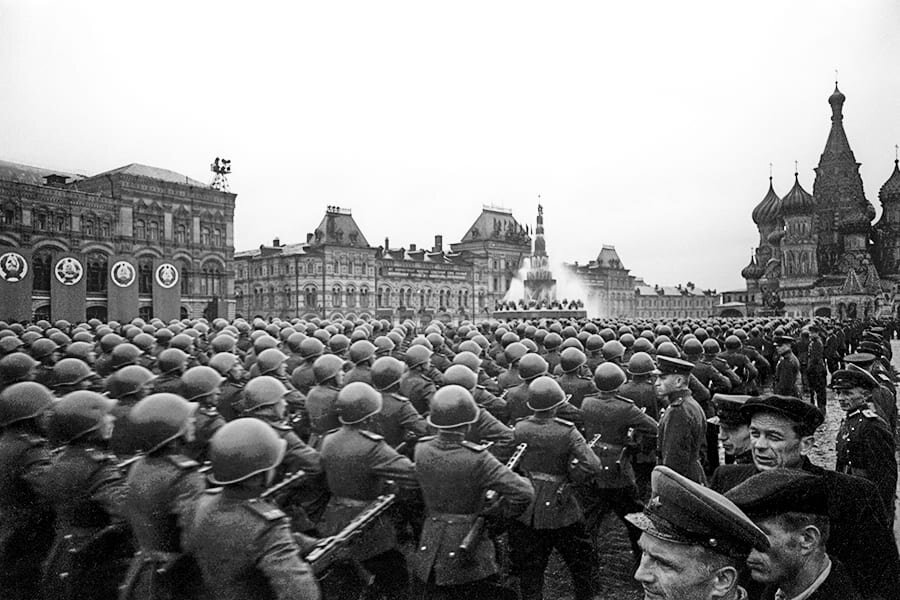 Фото с парада победы 1945 в москве