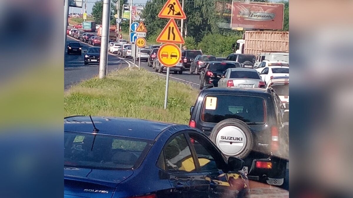 Ночная дорога вид из машины. На мосту ездят машины. На мосту ездят машины. Золотой мост владивосток. Мост золотые ворота сан-франциско дорога.