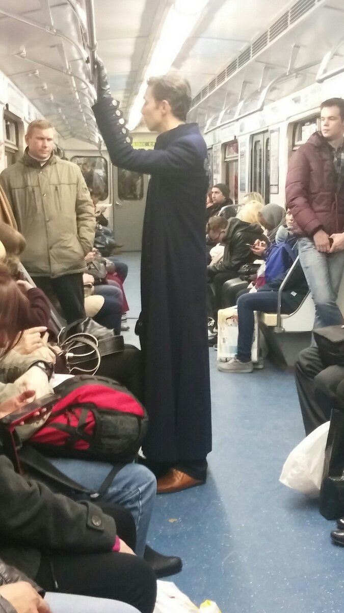 Чудаки в метро