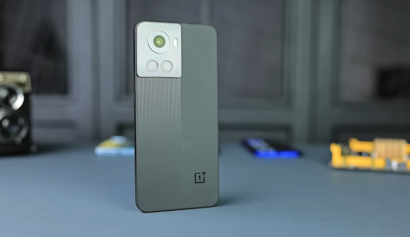 OnePlus Ace desing backside panel
