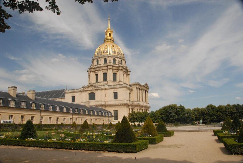 Дом инвалидов, Париж. Построен в 1670 как приют для армейских ветеранов.