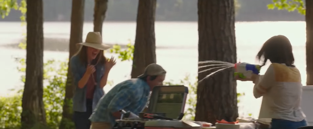 Кадр из фильма "Семья по-быстрому"