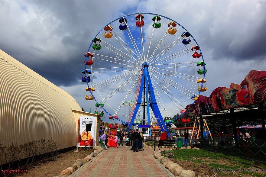Колесо обозрения в парке «Планета-Лето», фото https://www.fiesta.city/