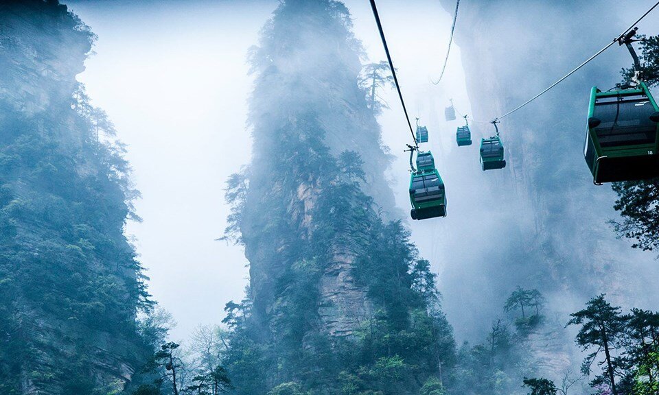 Канатная дорога ведущая на вершину