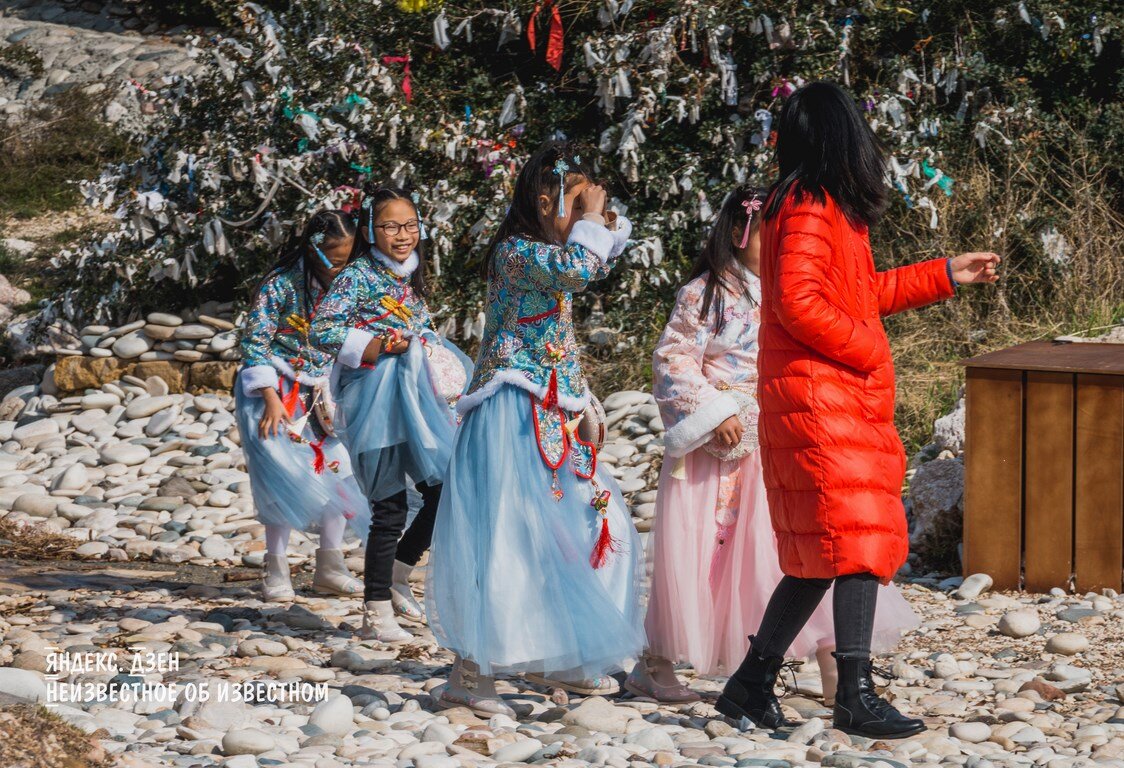 Повстречала китайских школьниц в январе на Кипре: еще не все границы закрыты