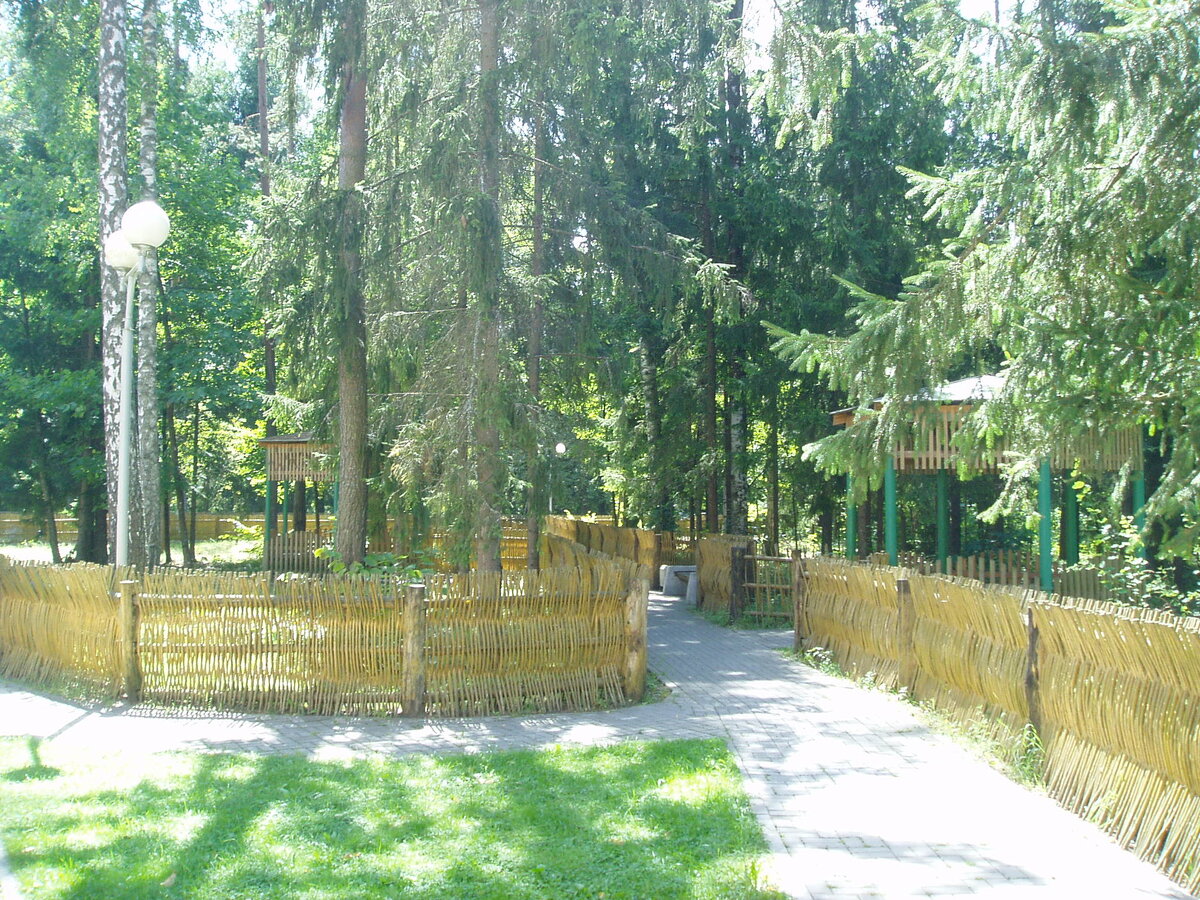 Территория гостиницы