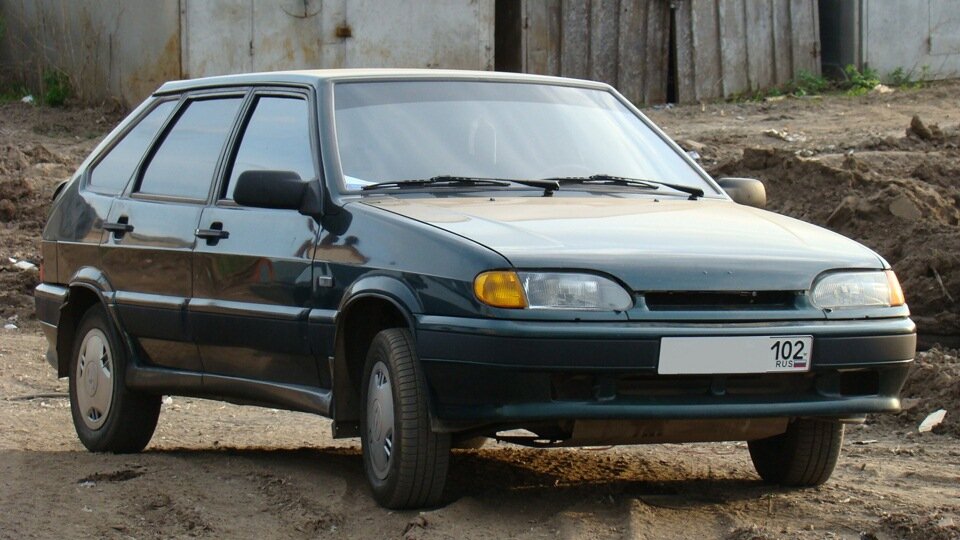 Lada 2114 2002 года выпуска. Цена: 40.000-50.000 тысяч рублей. 2020 год.