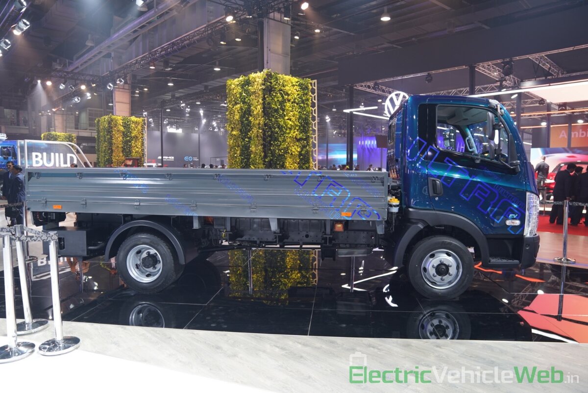 Tata показала новый электрический грузовик и электробус | Trucksale.ru |  Дзен