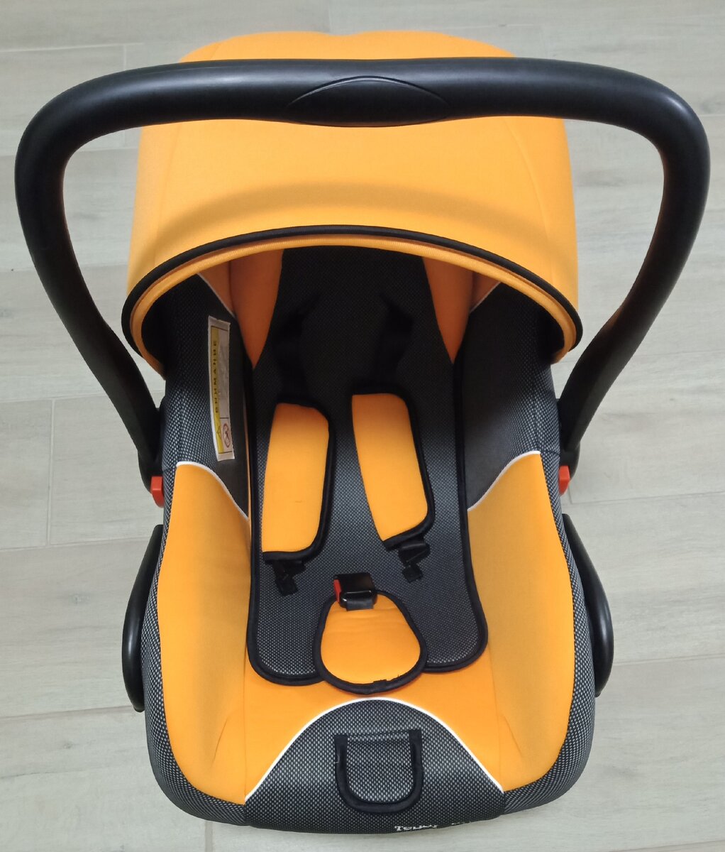 Ручка для переноски может быть в двух положениях. Это походное положение.