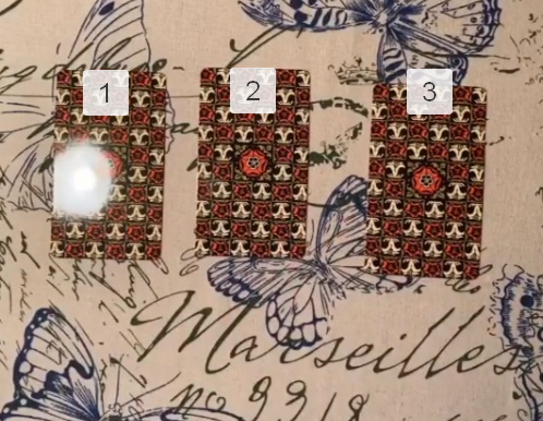 выбирайте 1 из 3 карт