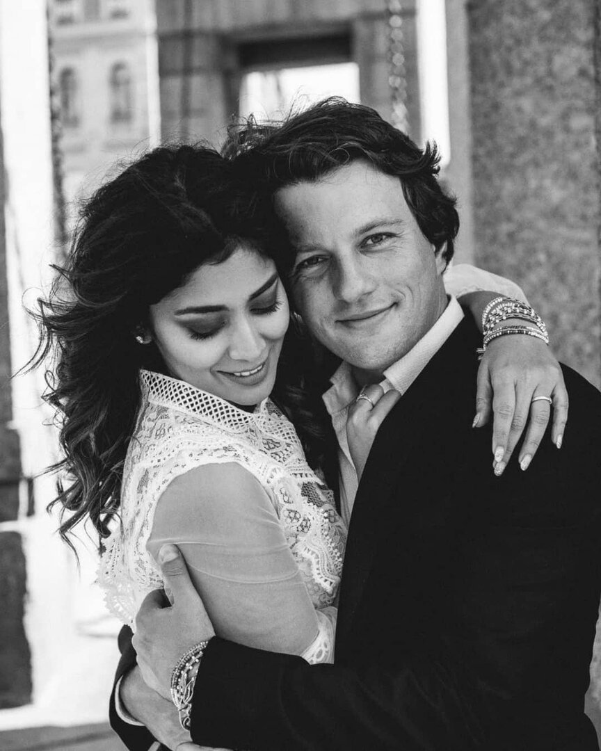 Взято с Instagram Шрии Саран