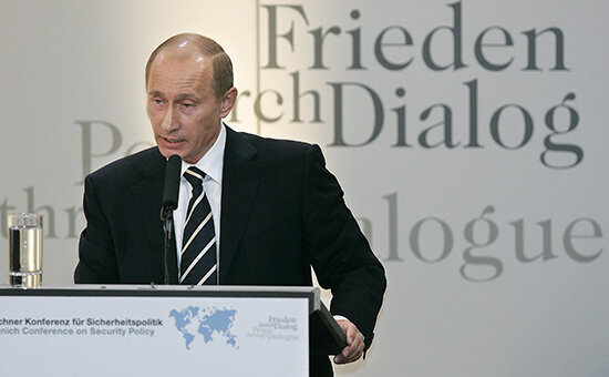 Владимир Путин (Фото: Diether Endlicher / AP)