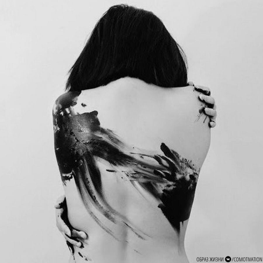 Я была уверена, что счастлива, но, счастье не было уверено во мне.