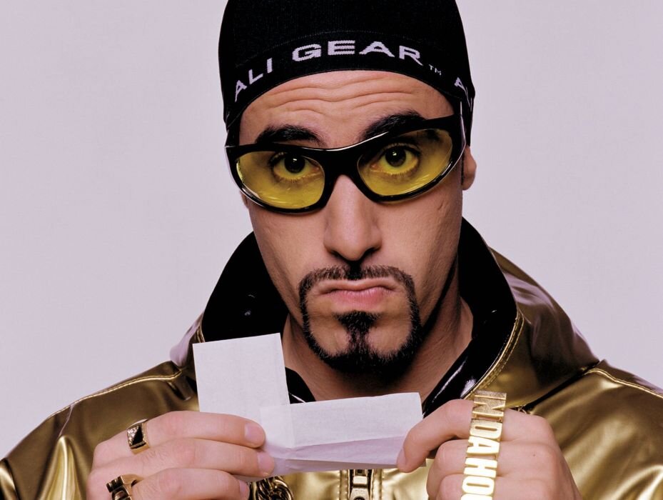 "Da Ali G Show " 2000 R(18+)
(Изображение и видео,взятые из открытых источников)