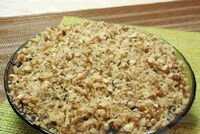 Этот салат – любимец праздничных столов, ведь сочетание куриного мяса с черносливом, грибами, орехами и сыром – беспроигрышное. Слоеный салат по этому рецепту удовлетворит вкус даже самых капризных гурманов, ведь он безумно вкусный, изысканный и очень сытный.
Продукты: Куриное филе - 500 г
Шампиньоны - 500 г
Сыр (твердый) - 200 г
Чернослив - 150 г
Орехи грецкие - 100 г
Лук репчатый - 2 шт.
Майонез - 350 г
Масло растительное - 3 ст. ложки
Соль - по вкусу
Перец чёрный молотый - по вкусу
