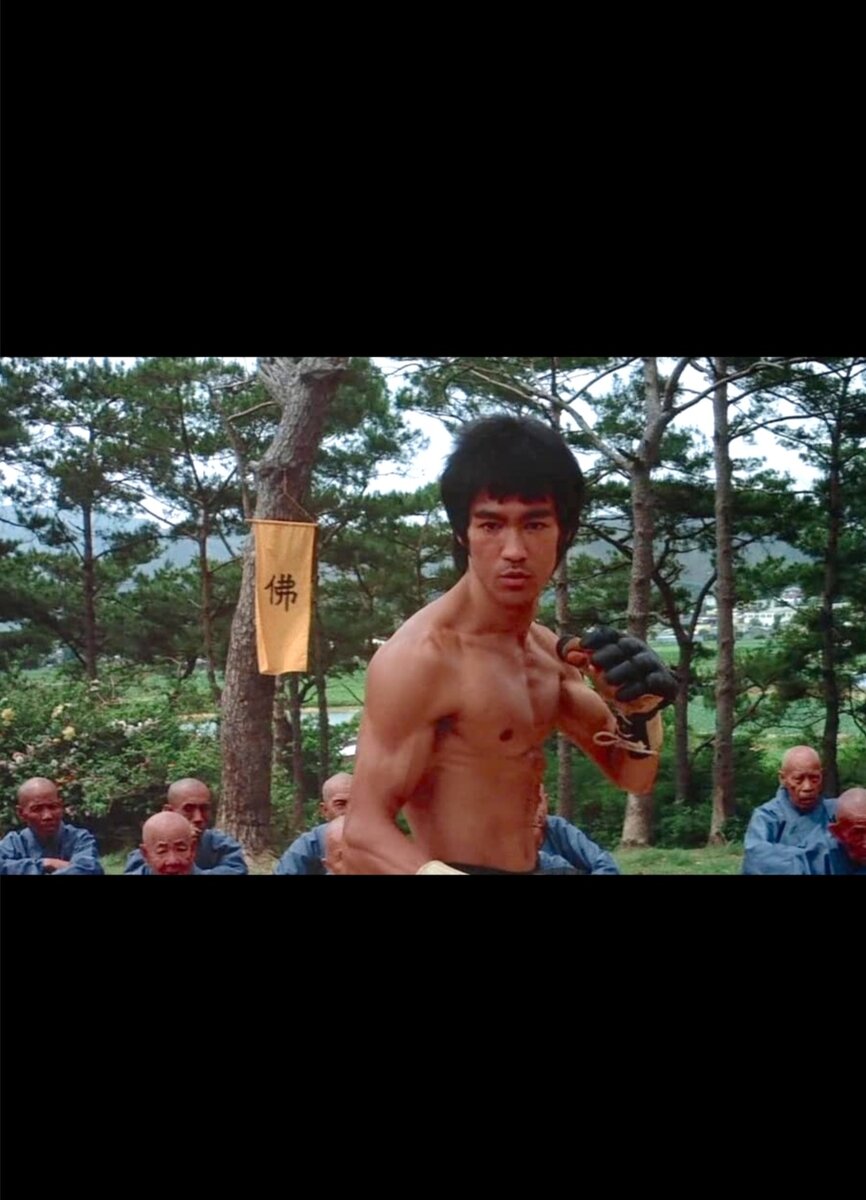 Кадр из фильма«Выход дракона»