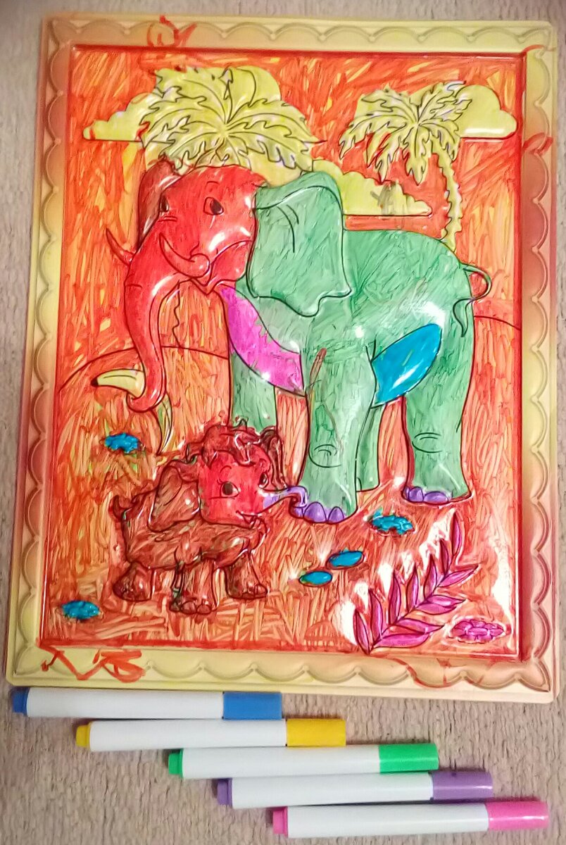 С радостью разукрасили панно с любимым героем.