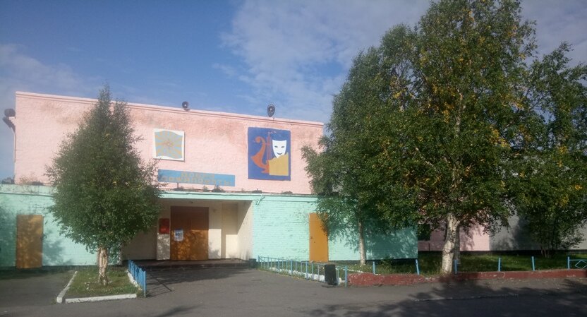 Наш Дом офицеров. Фото моё. 2019 год.