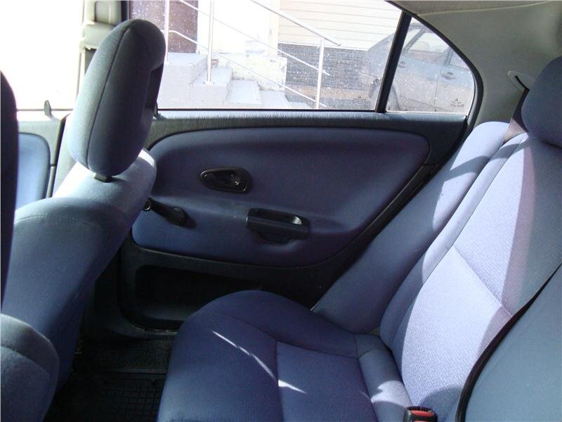 Друг попросил выбрать ему авто до 150 тыс.р, он склонялся к Приоре, но я нашел ему отличный авто с АКПП, 1.6 мотор, лев руль