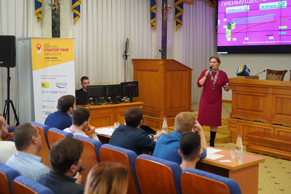 Я занимаюсь социализацией и развитием молодежи в Пятигорске уже 15 лет. В нашем проекте я ищу партнеров и подрядчиков, каналы продвижения и сбыта, выступаю на мероприятиях