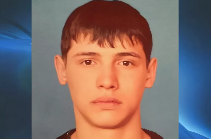 Владислав Челах