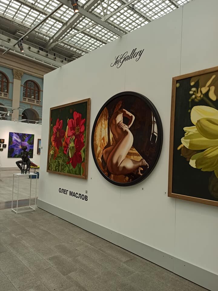 На стенде InGallery. Работы Олега Маслова