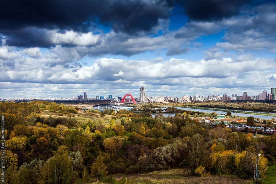 Крылатские холмы панорама