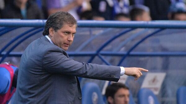    Главный тренер ФК "Оренбург" Роберт Евдокимов© РИА Новости / Михаил Докудовский