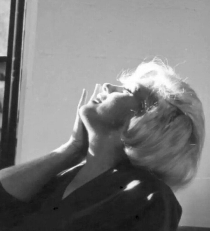 Фотография с последнего интервью Мэрилин Монро незадолго до смерти Актрисы