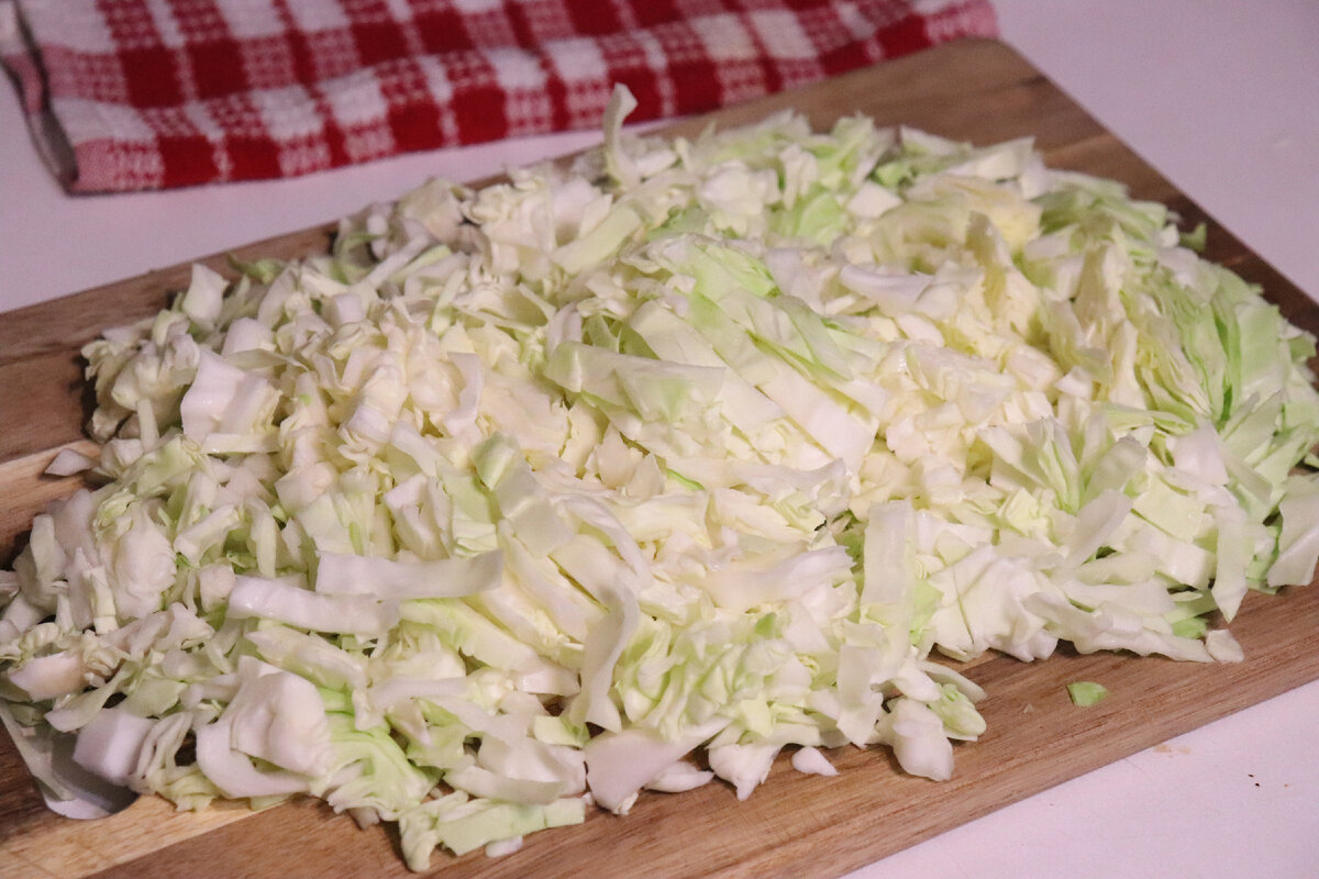 Пекинская капуста в духовке. Шницель из капусты. Капуста на второе рецепты приготовления. Капуста на второе рецепты приготовления. Шницель из капусты.