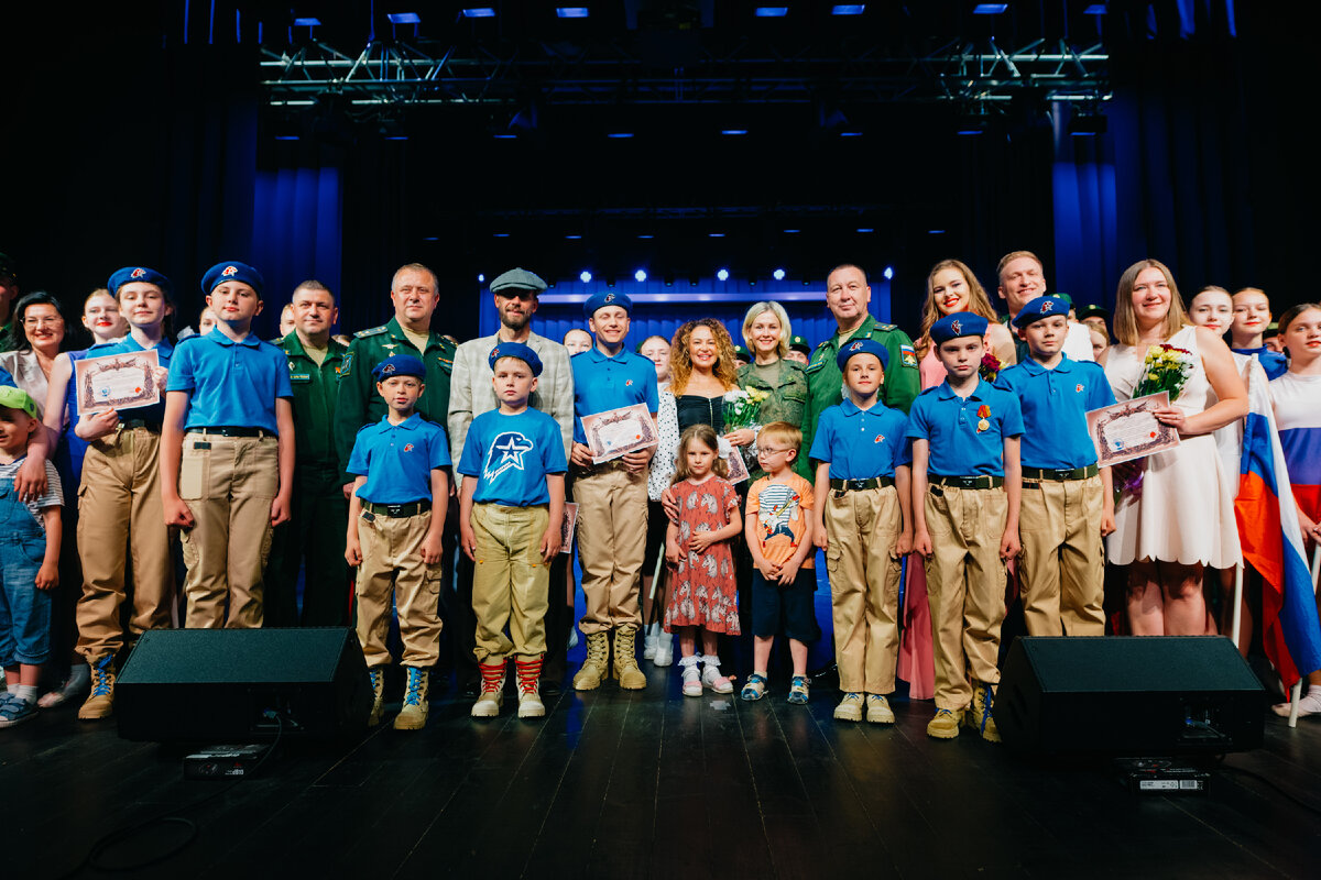 Творческая группа ЦОК ВКС представила праздничный концерт «С Россией в сердце!», посвященный Дню России