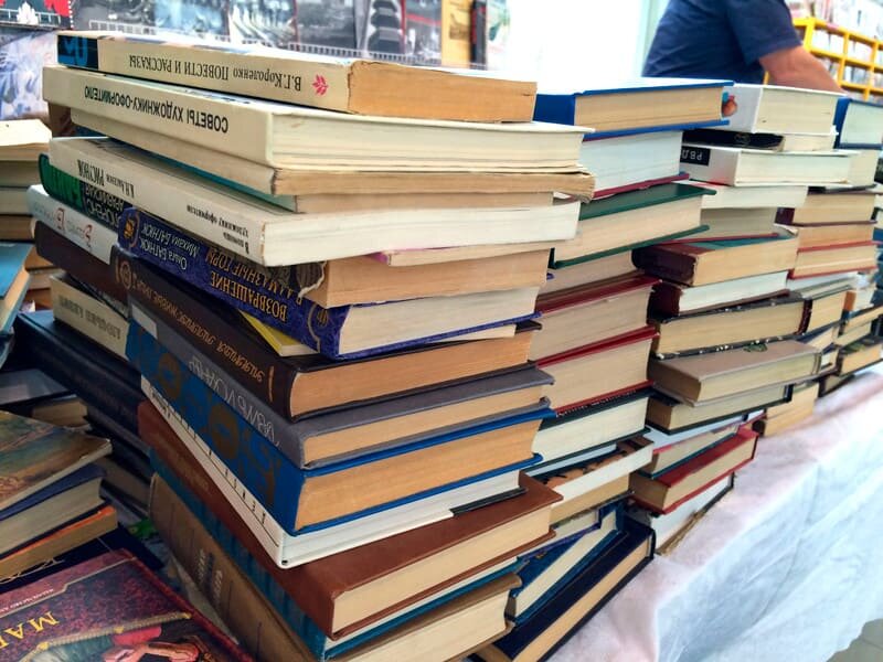 Сколько печатается и утилизируется книг в год?