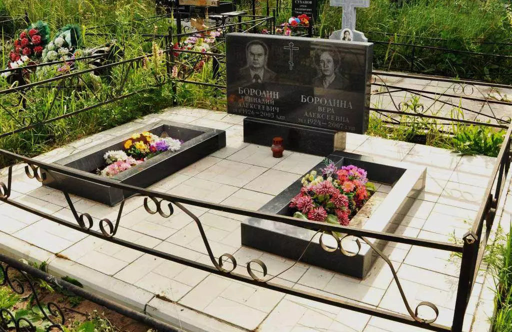 Памятник на могилу на 2 лица образцы