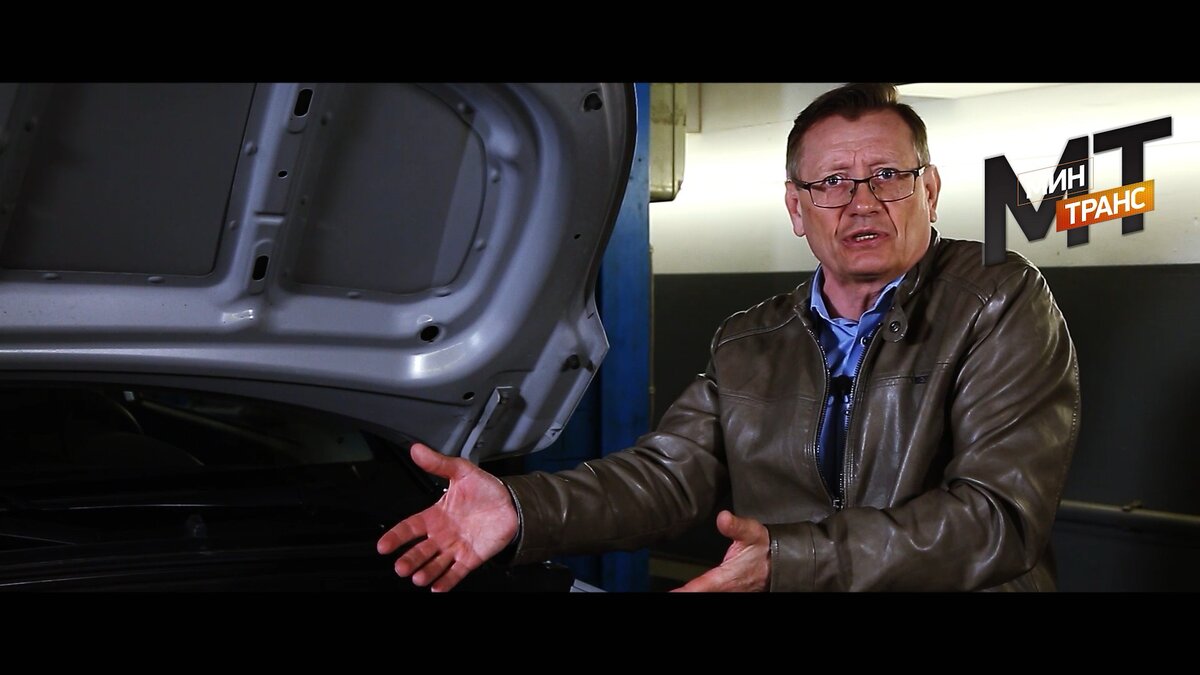 заглядывать под капот?! не царское это дело!