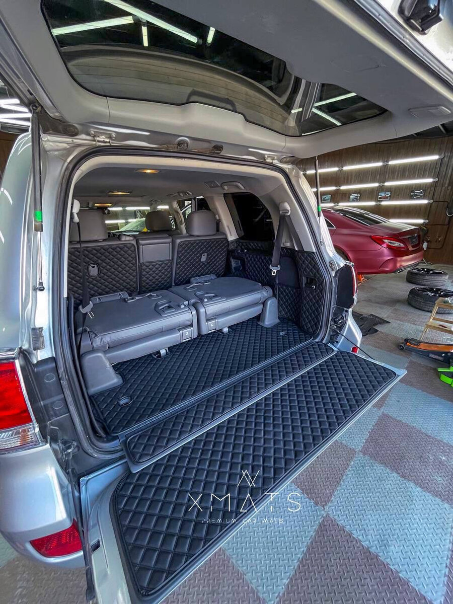 Коврики из экокожи на Toyota Land Cruiser 200