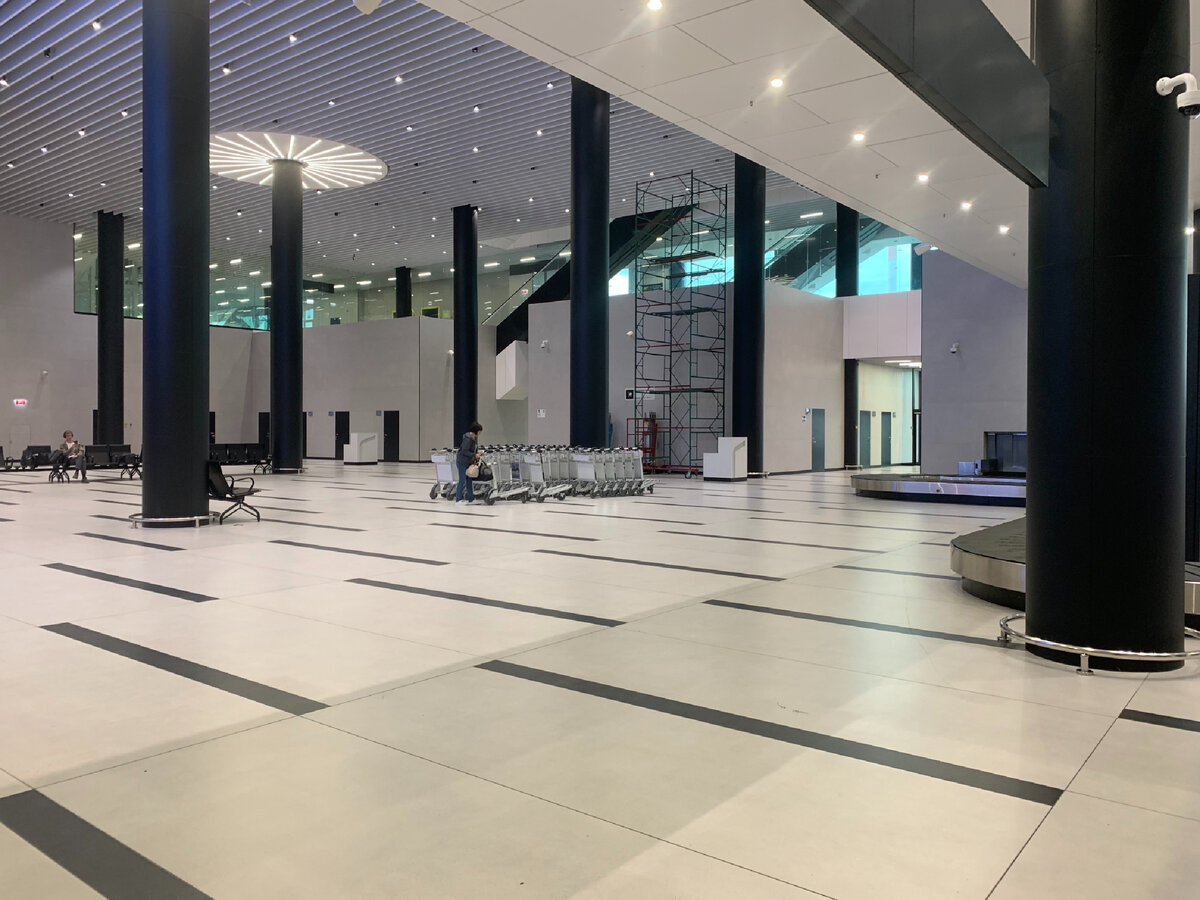 Зал выдачи багажа 