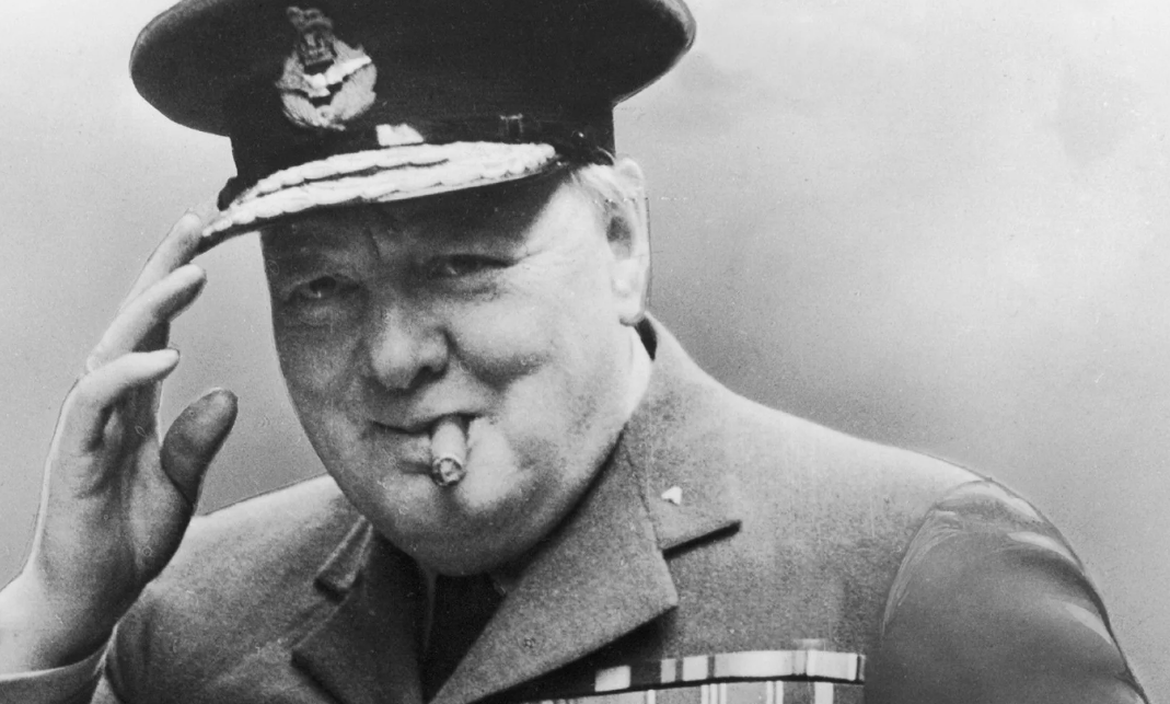 Уинстон Черчилль фото. Уинстон Черчилль 1940. Премьер-министр Великобритании сэр Уинстон Черчилль. Премьер министр великобритании 1945