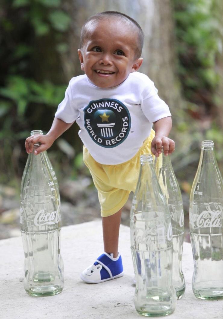 Султан кёсен самый высокий. Чандра данги и султан кесен. Магар карлик. Джунри балавинг (филиппины) — 59 см. Хагендра тапа магар.