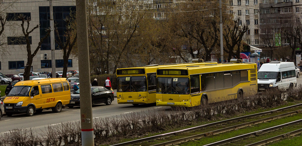 35 автобус пермь. Автобусы Пермь. Новые автобусы в Перми. Пермь автобус и маршрутка и трамвай. Маленькие автобусы Пермь.