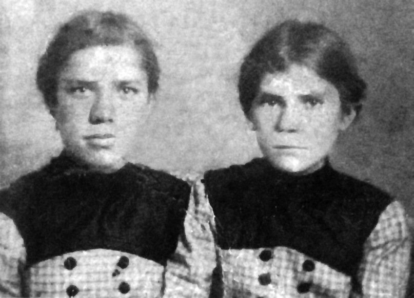 Матрёна и Варвара Распутины