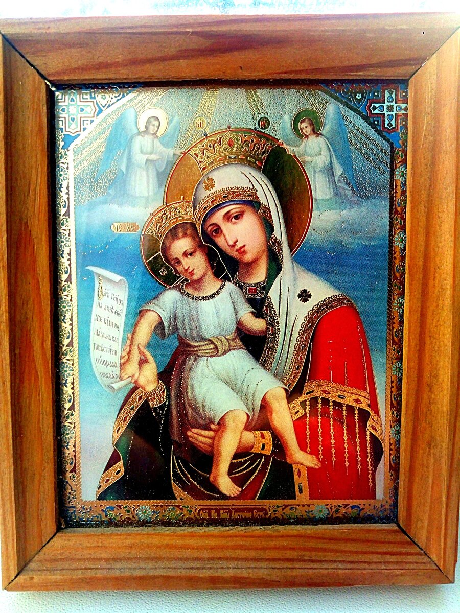Икона Казанской Божией матери Милующая